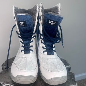 Ugg Adirondack Boot II